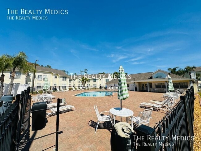 Building Photo - 5012 Laguna Bay Cir