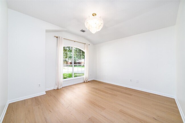 Building Photo - 5034 Forest Sage Ln