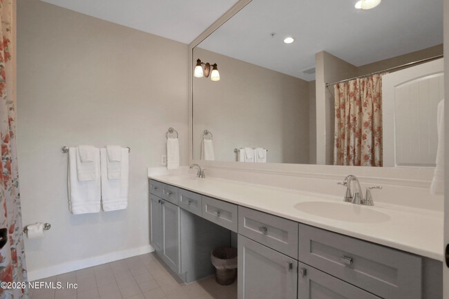 Building Photo - 965 Registry Blvd