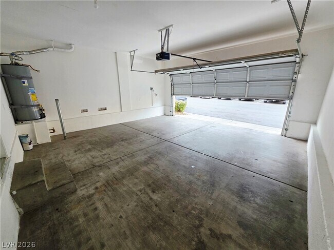 Building Photo - 8327 Fort Hallock Ave