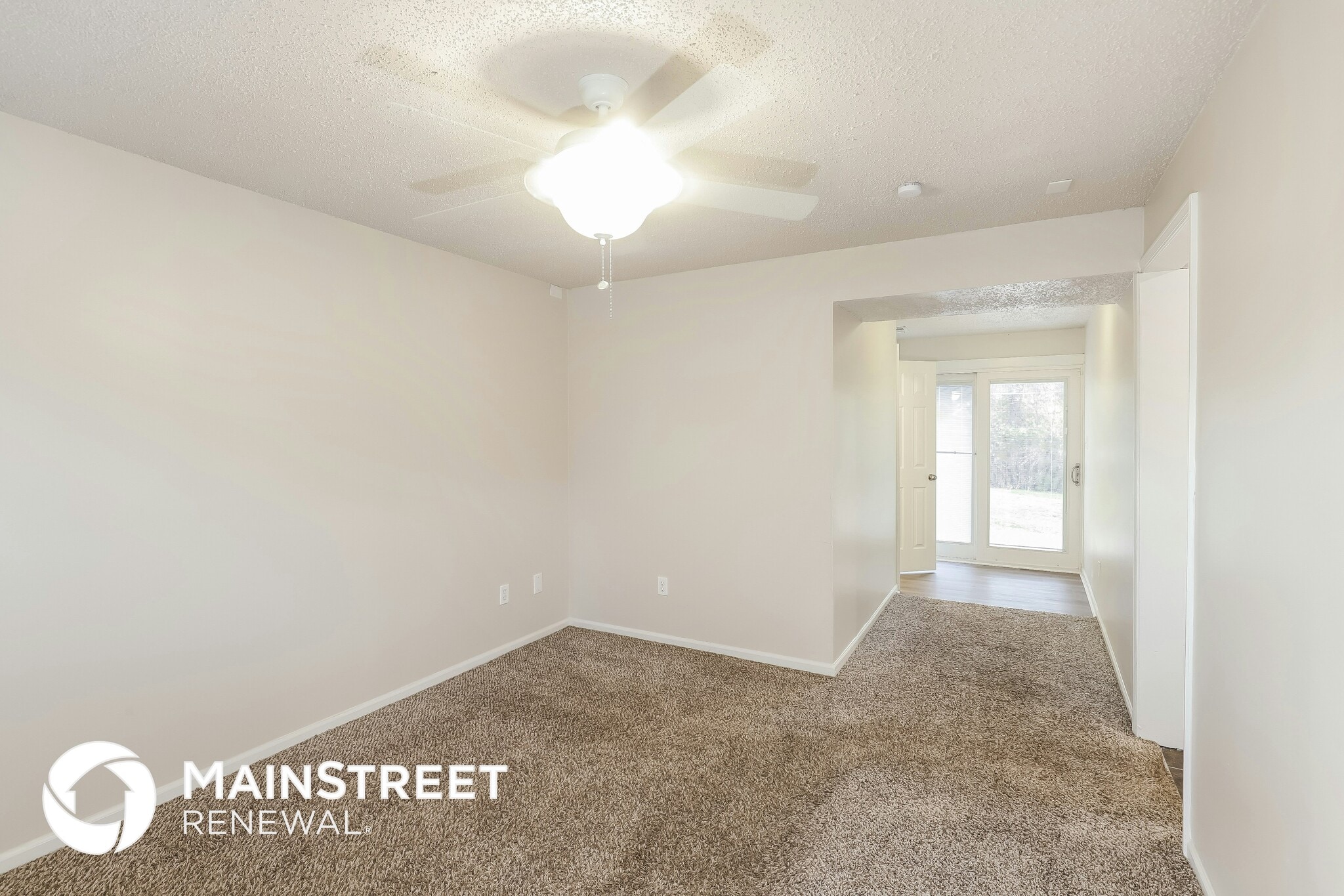 Building Photo - 14805 E Nickell Ave