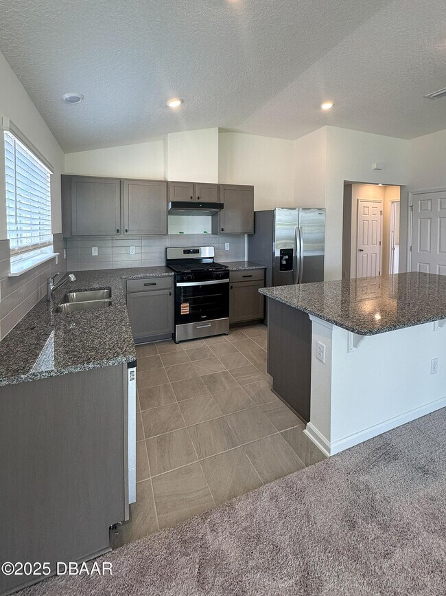 Building Photo - 55 Signet Cir