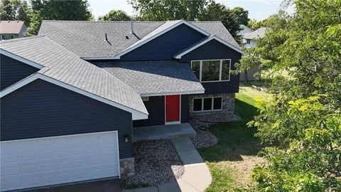 Building Photo - Charming 4-Bedroom Home in Waconia with Spacious 2,140 Sq Ft Living Space!