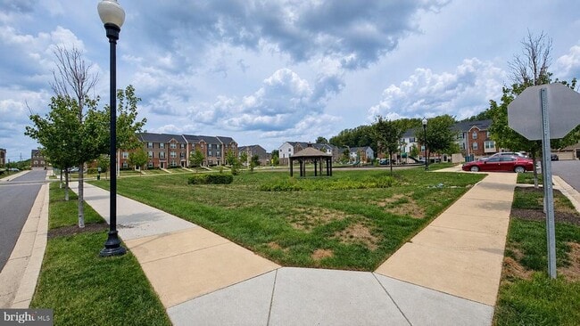 Building Photo - 9008 Armstrong Ln