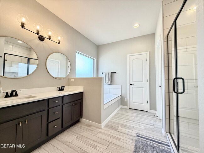 Building Photo - 7467 Smugglers Gulch Ct