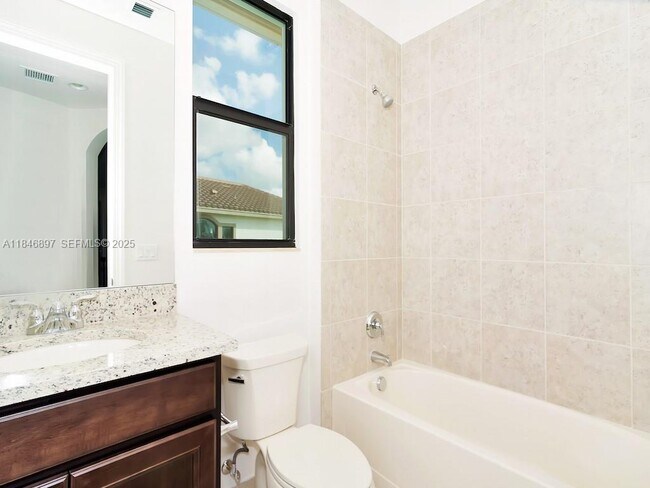 Building Photo - 10400 S Barnsley Dr