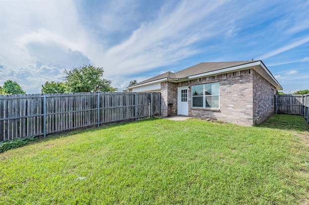 Building Photo - 703 Donny Brook Dr