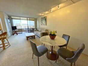 Building Photo - 1778 Ala Moana Blvd