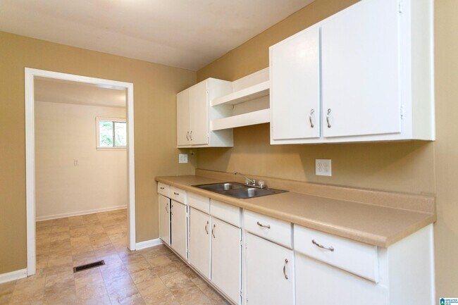 Building Photo - 524 Jane Ann Cir