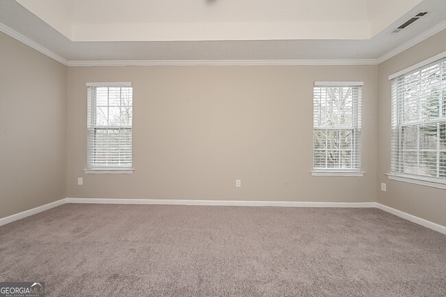 Building Photo - 604 Longstreet Ln