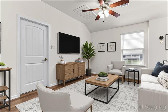 Building Photo - 8820 Tenderfoot Ln