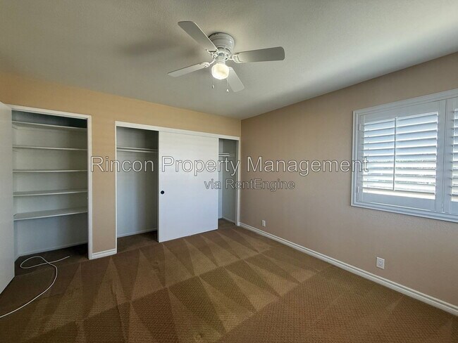 Building Photo - 4551 Costa De Oro