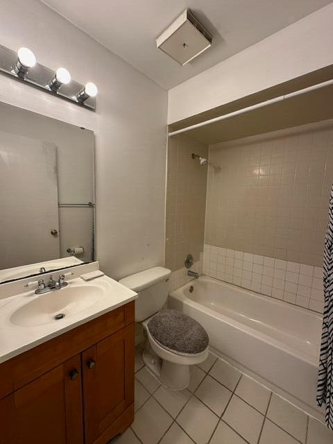 Building Photo - 3061 Sir Hamilton Cir