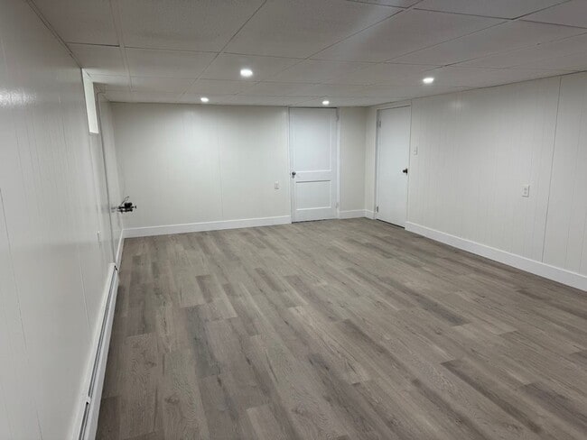 Building Photo - Beautiful Ranch House in Morningside!