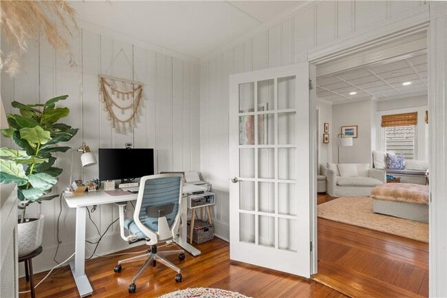 Building Photo - 35 Hall Ave