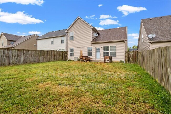Building Photo - 3084 River Run Trail