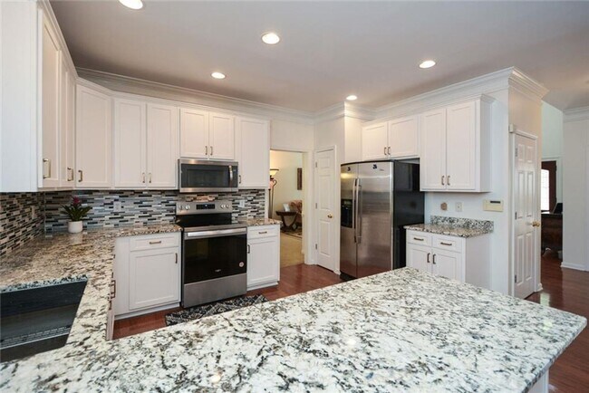 Building Photo - Welcome to this stunning West Cobb home! 5...