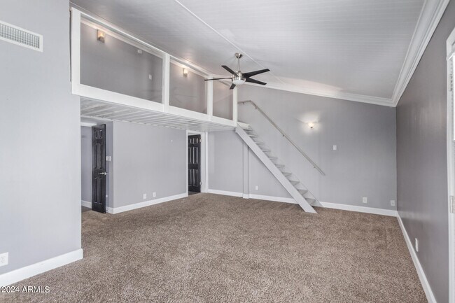 Building Photo - 8902 E Cholla St