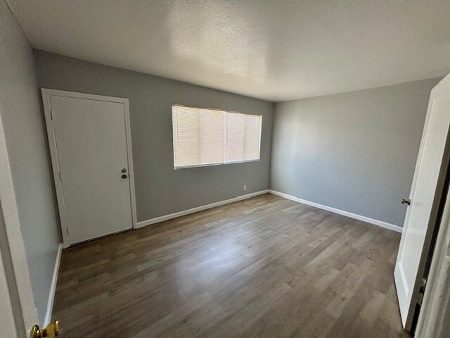 Building Photo - Great 3 Bed 1 Bath House with Garage in Richmond - AVAILABLE NOW !!!