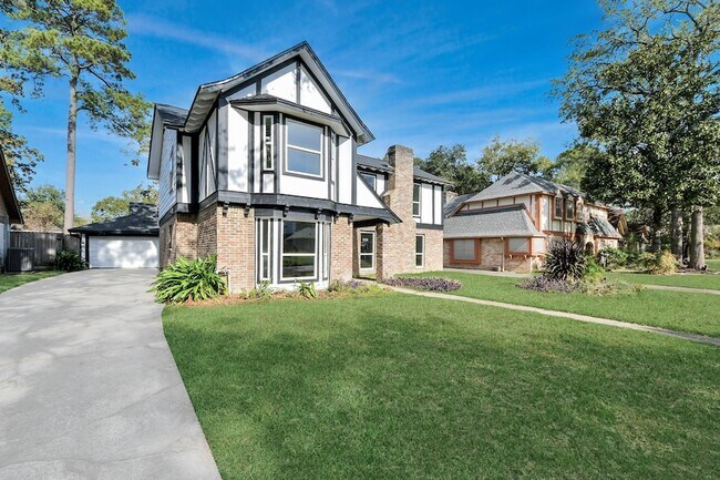 Building Photo - 616 S Rivershire Dr