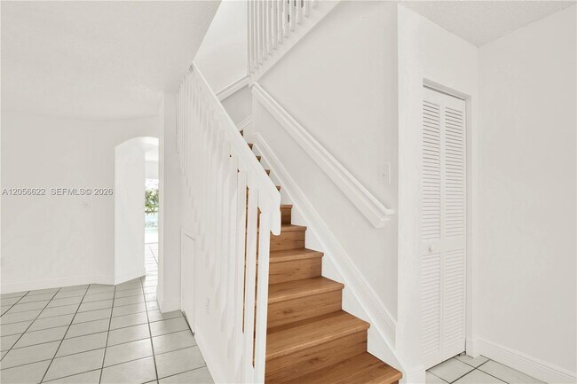 Building Photo - 16301 SW 100th Terrace