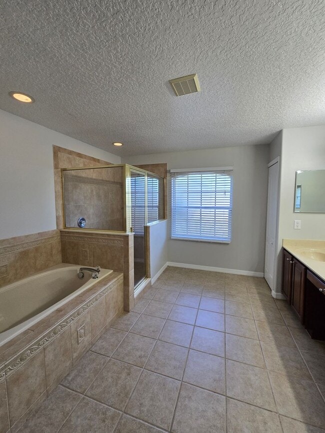 Building Photo - STONEYBROOK WEST