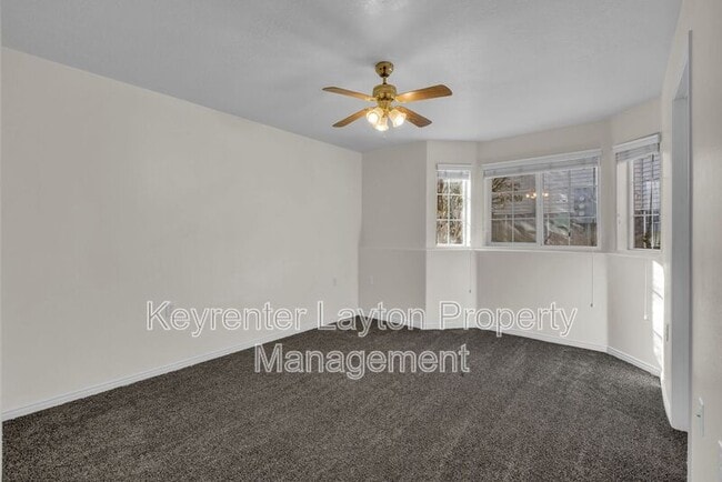 Building Photo - 490 E 700 S