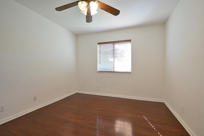 Building Photo - 2789 S Evergreen Cir