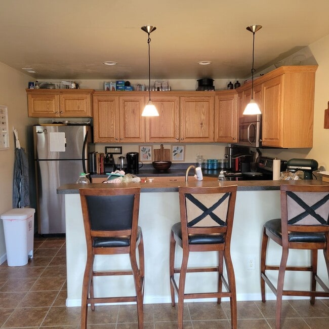 Building Photo - 3216 Warbler Way