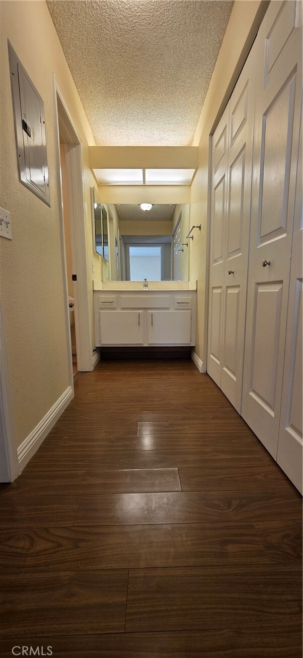 Building Photo - 46 Town and Country Rd