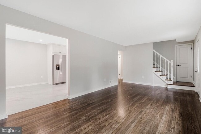 Building Photo - 5511 Callander Dr