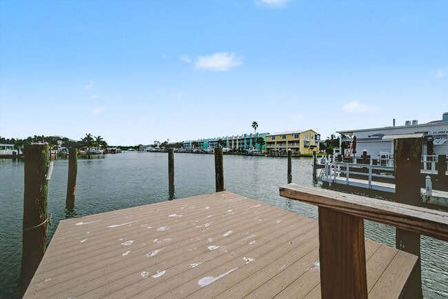 Building Photo - 711 E Gulf Blvd