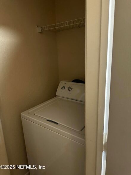 Building Photo - 8290 Gate Pkwy W