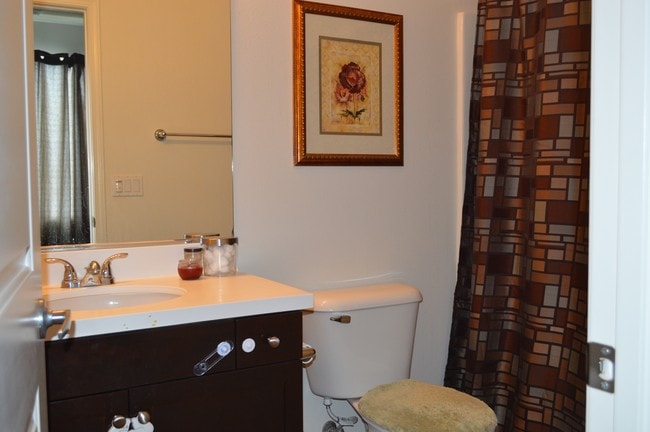 Building Photo - 5565 Ocean