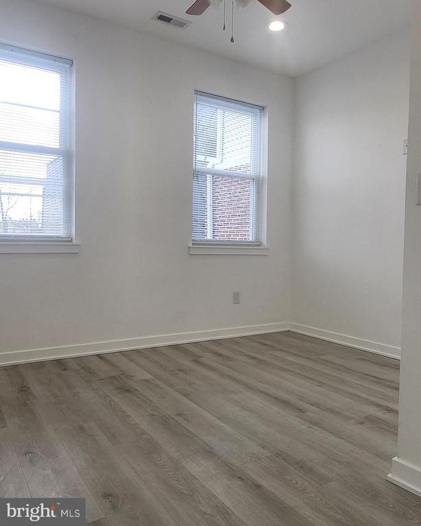 Building Photo - 2230 Christian St