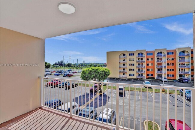 Building Photo - 7000 NW 186th St