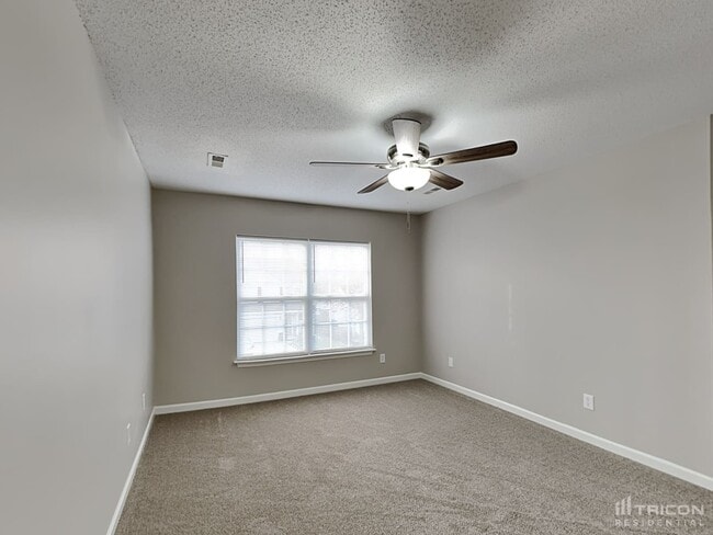 Building Photo - 6826 Squirrels Foot Ct