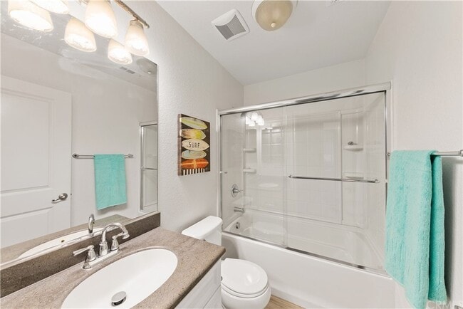 Building Photo - 1863 Hazel Ct