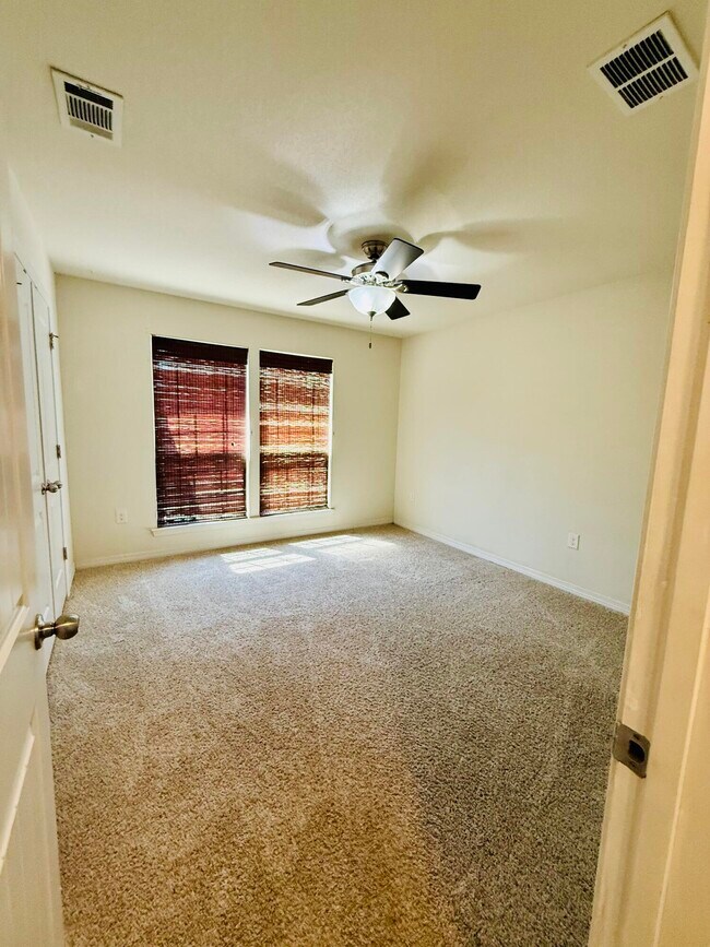 Building Photo - 9108 Timber Ln