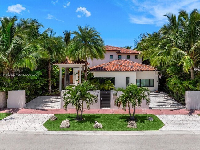 Building Photo - 3734 Chase Ave