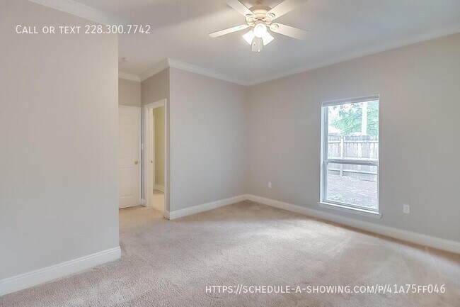 Building Photo - 410 Old Spanish Trail