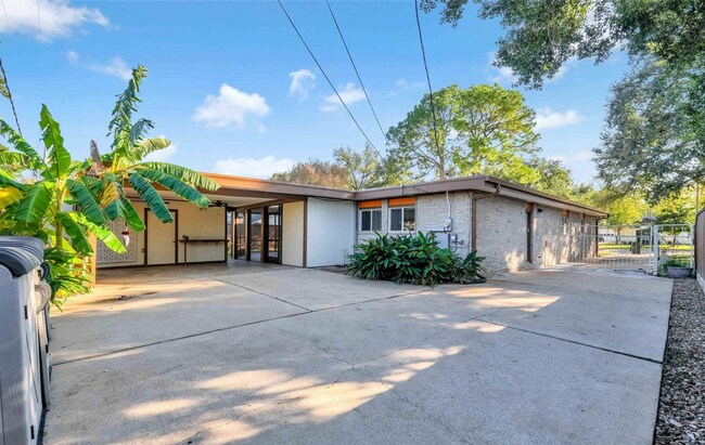 Building Photo - Exclusively Marketed by Wajdi Ahmad with Realty Of America. For more information please visit HAR...