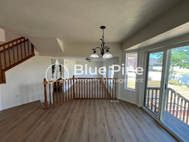 Building Photo - 5231 Clearfield Ln
