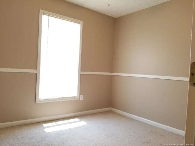 Building Photo - 210 Longleaf Pines Dr