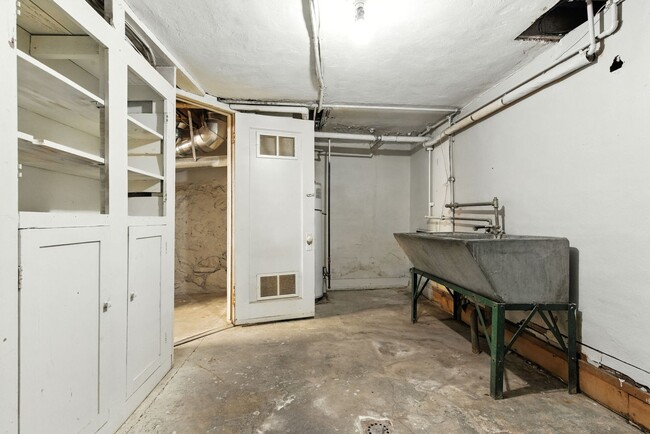 Building Photo - Charming Updated Home with Loft & Secure A...