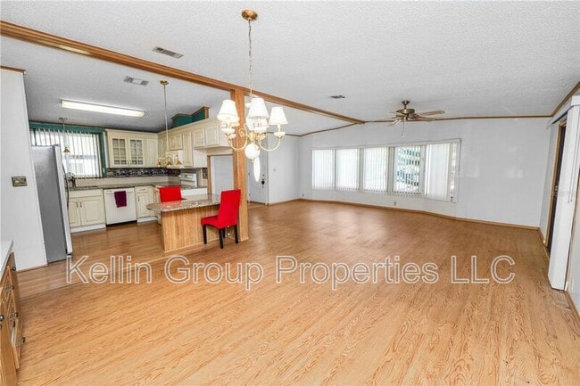 Building Photo - 1706 Fox Hill Dr