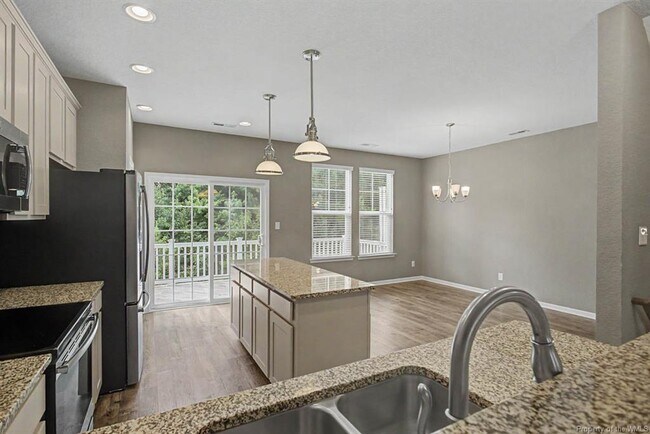 Building Photo - 1004 Prosperity Ct