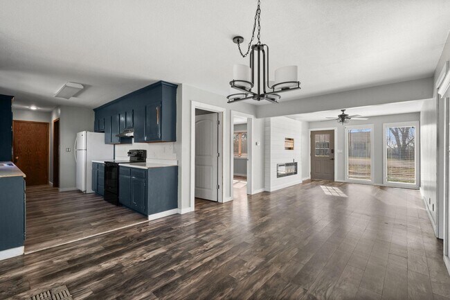 Building Photo - 42 Irish Hills Blvd