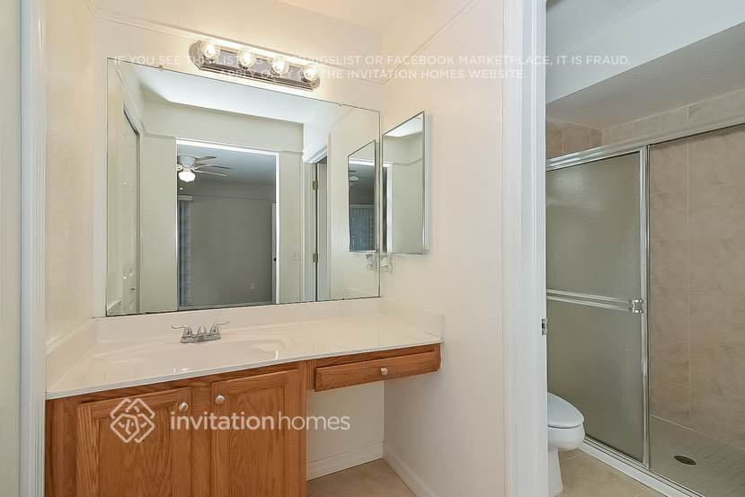 Building Photo - 6915 Glacier Ave