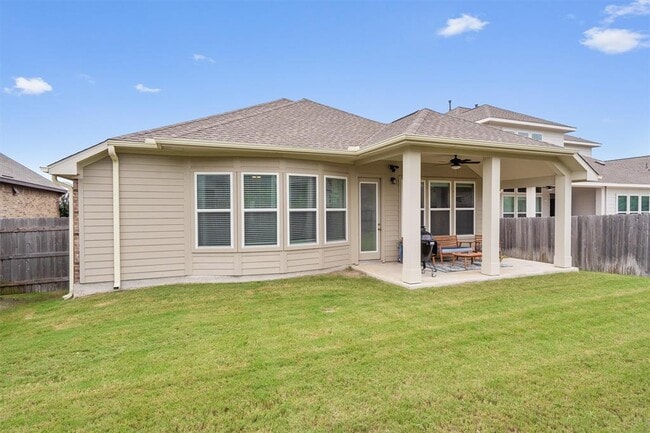 Building Photo - 5855 San Savino Dr